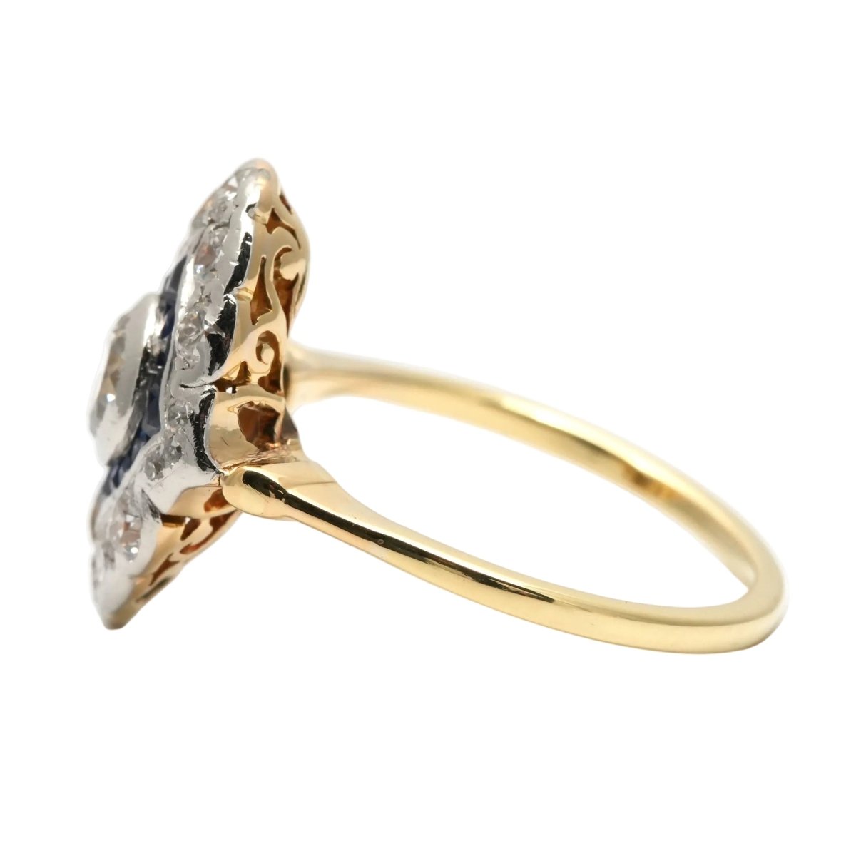 Bague en or blanc, or jaune, saphir et diamants - Castafiore