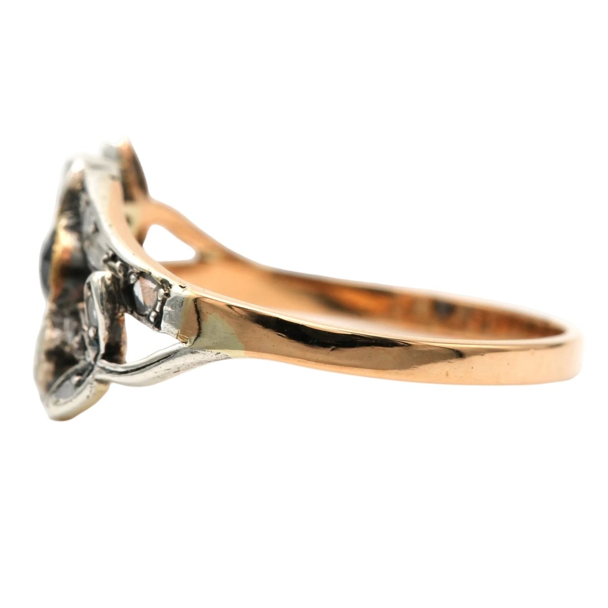 Bague en or blanc, or jaune, saphirs et diamants - Castafiore