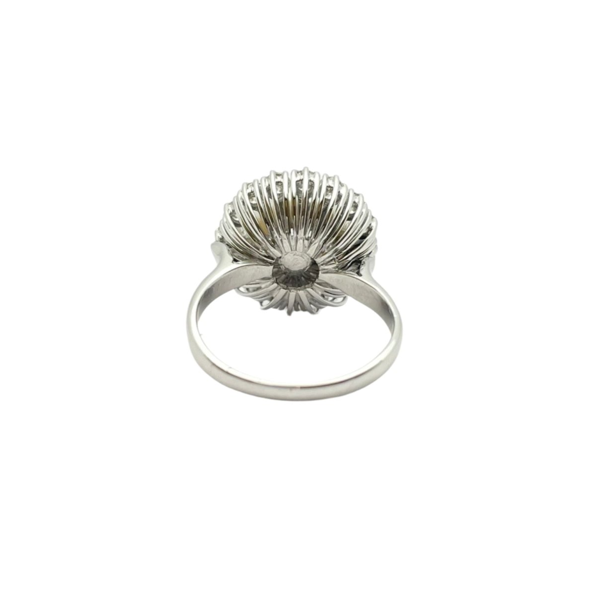 Bague en or blanc, perle de culture et diamants - Castafiore
