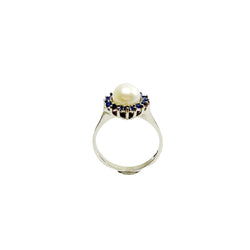 Bague en or blanc, perle et saphirs - Castafiore