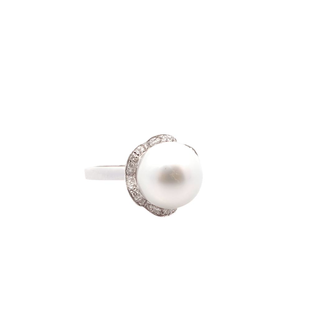 Bague en or blanc, perles et diamants - Castafiore