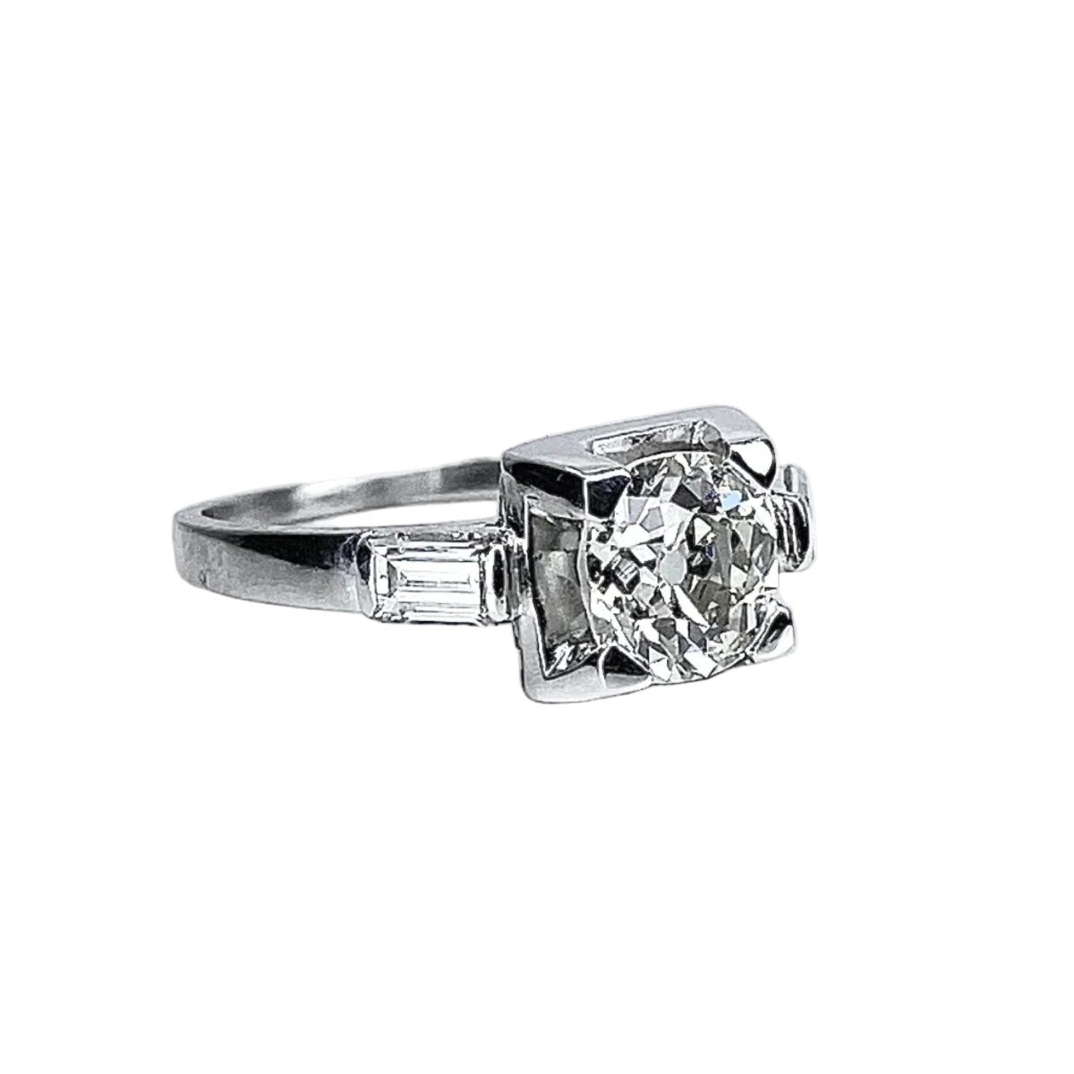 Bague en or blanc, platine et diamants - Castafiore