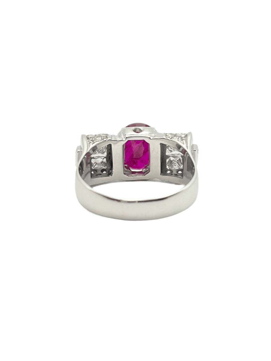 Bague en or blanc, rubis et diamants - Castafiore