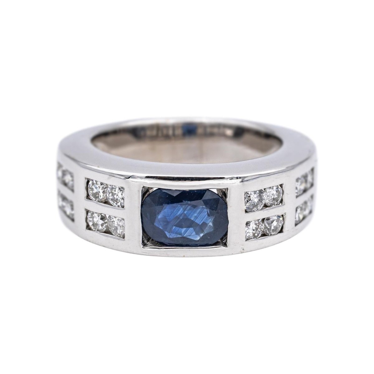Bague en or blanc, saphir et diamants - Castafiore