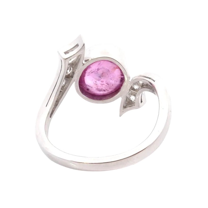 Bague en or blanc, saphir et diamants - Castafiore