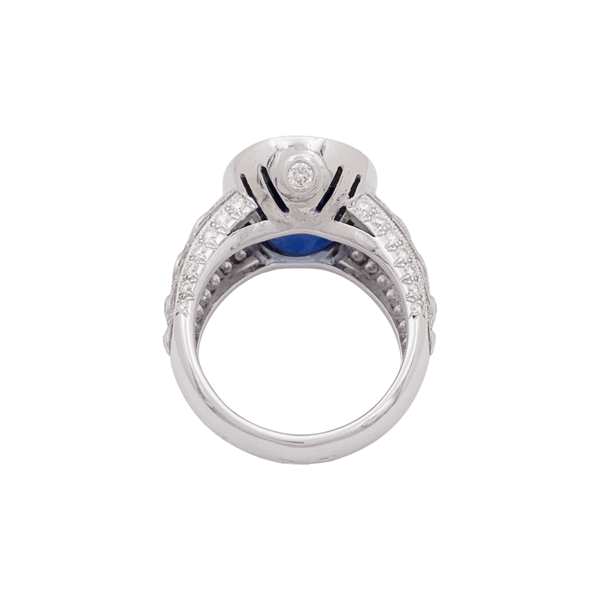 Bague en or blanc, saphir et diamants - Castafiore