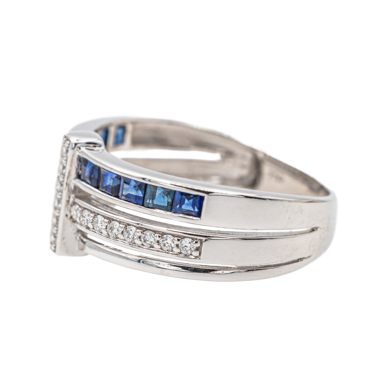 Bague en or blanc, saphirs et diamants - Castafiore