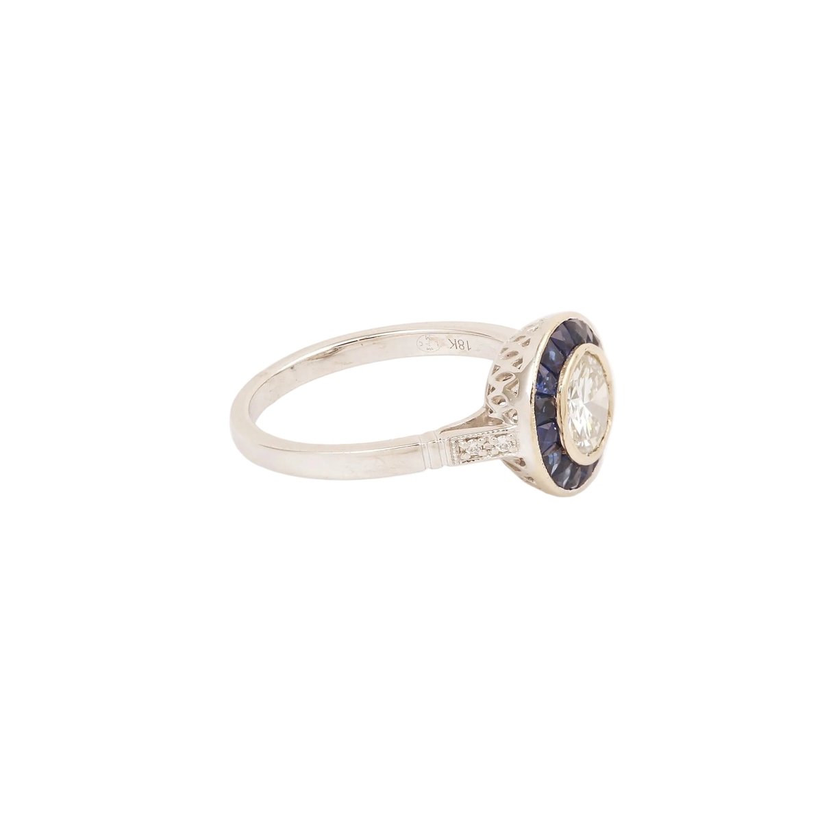 Bague en or blanc, saphirs, et diamants - Castafiore