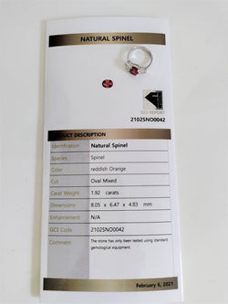 Bague en or blanc, spinelle, et diamants - Castafiore