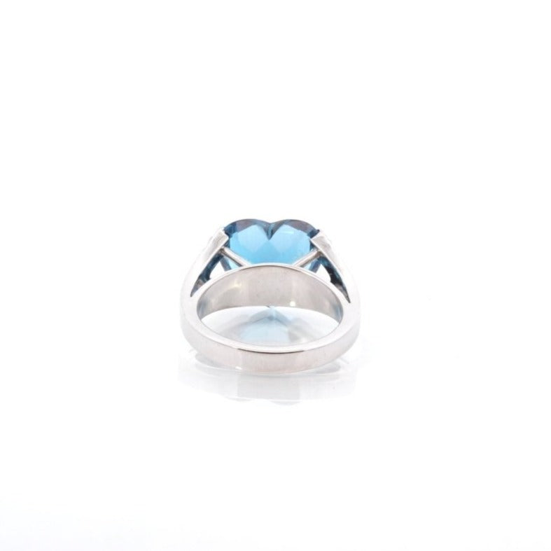 Bague en or blanc, topaze bleue et diamants - Castafiore