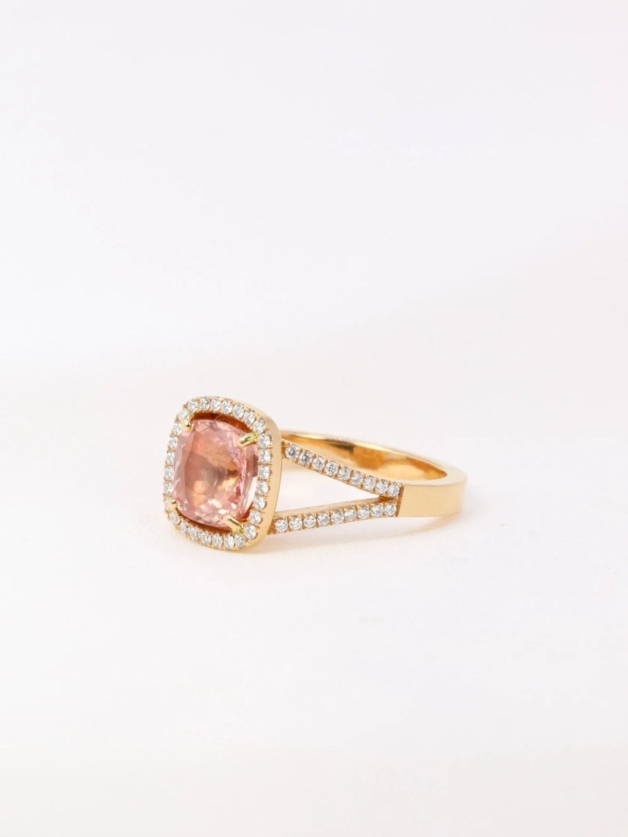 Bague en or, diamants et morganite taille coussin - Castafiore