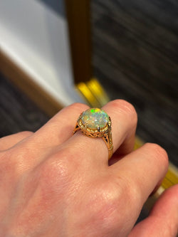 Bague en or et opale - Castafiore