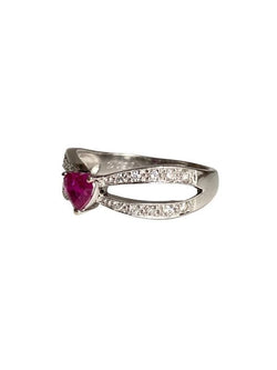 Bague, en or gris 18k, rubis et diamants - Castafiore