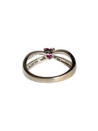 Bague, en or gris 18k, rubis et diamants - Castafiore