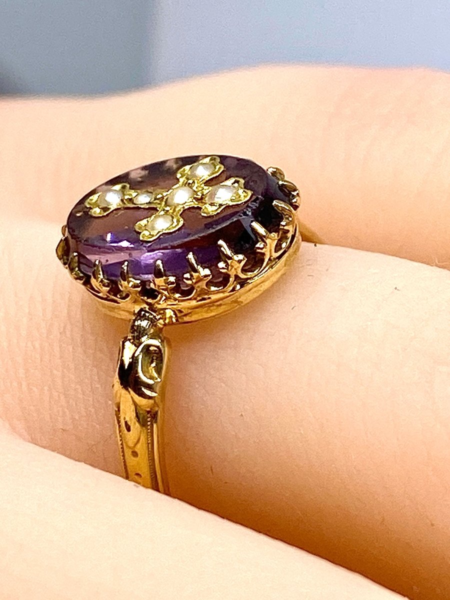 Bague en or jaune 18 carats avec croix en perles fines, vers 1880 - Castafiore