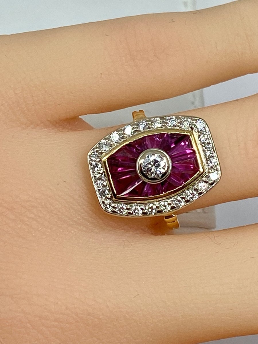 Bague en or jaune 18 carats en diamants et rubis. - Castafiore
