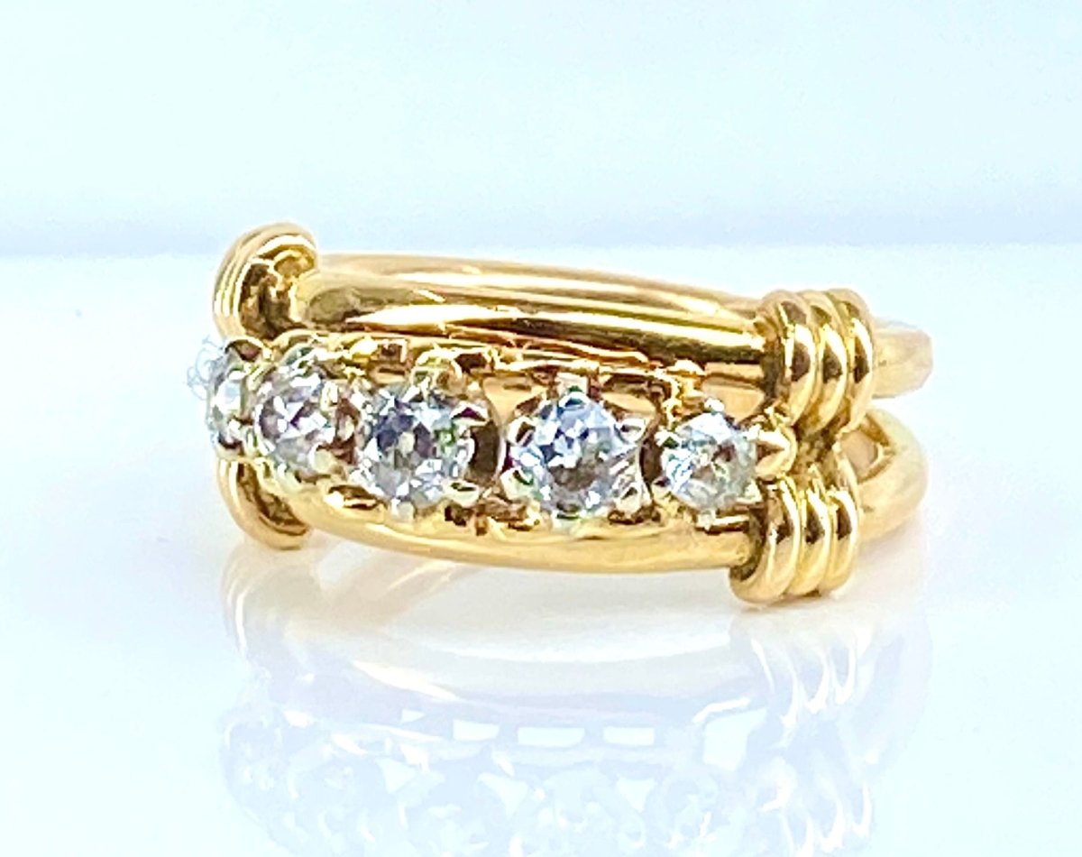 Bague en or jaune 18 carats et 5 diamants - Castafiore