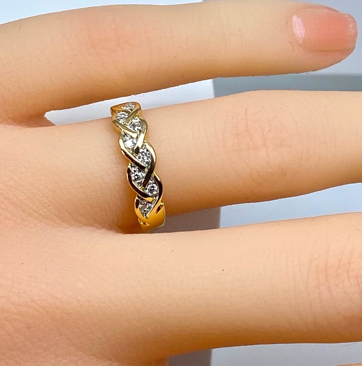 Bague en or jaune 18 carats et diamants - Castafiore