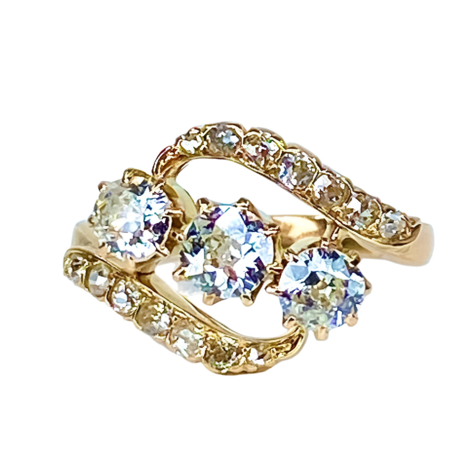 Bague en or jaune 18 carats et diamants,vers 1900 - Castafiore