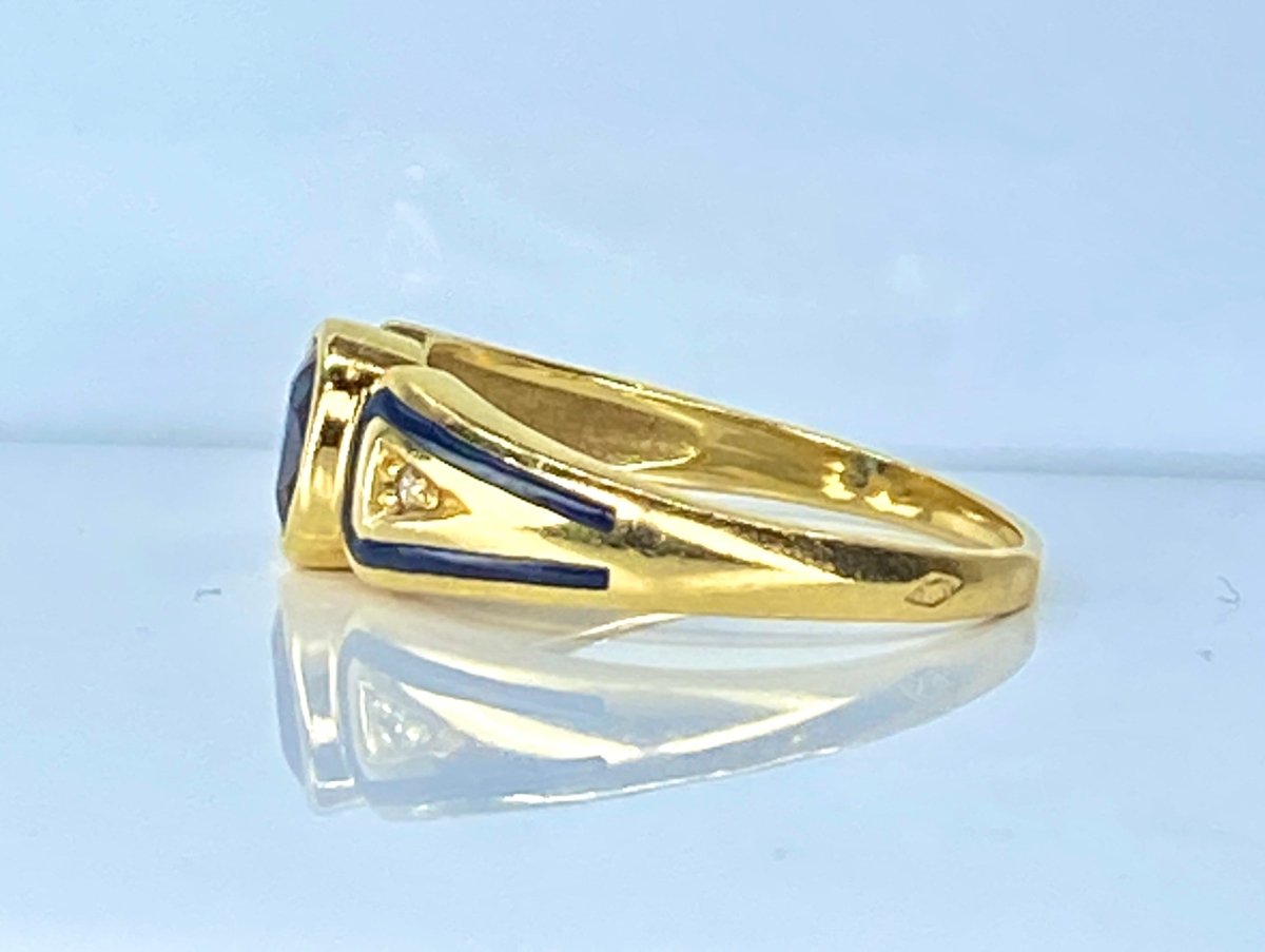 Bague en or jaune 18 carats, saphir,diamants et émail - Castafiore