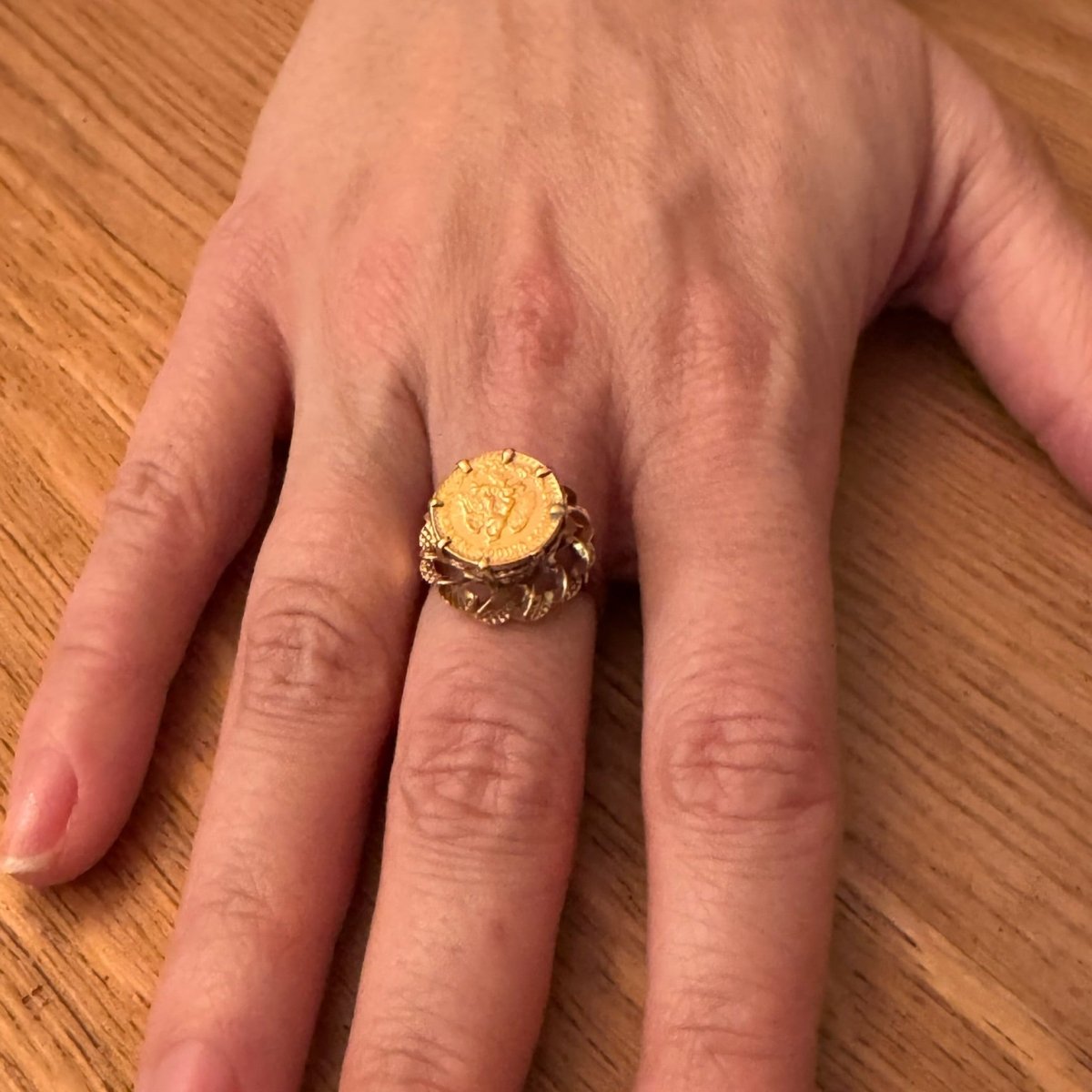 Bague en or jaune - Castafiore