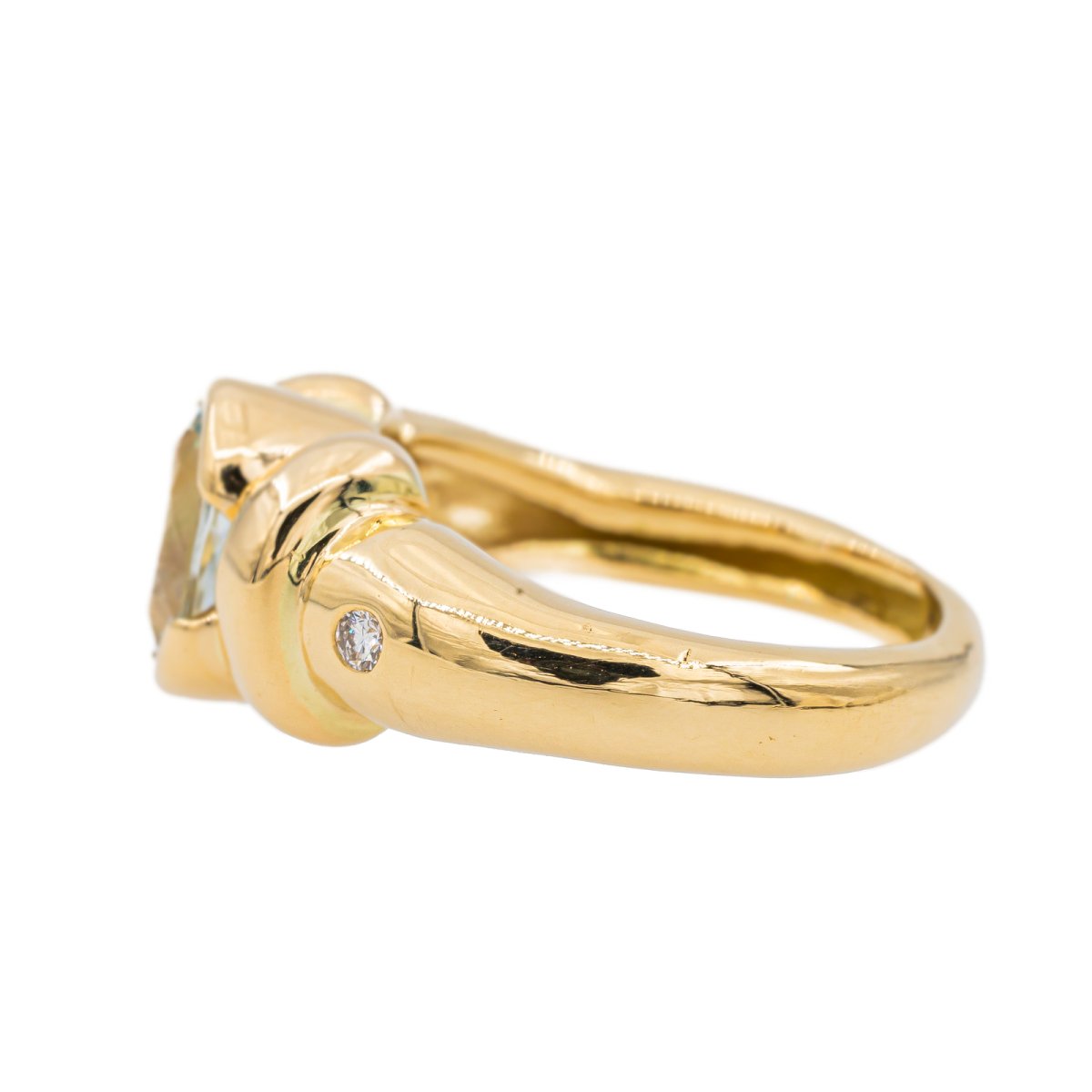Bague en or jaune, aigue marine et diamants - Castafiore