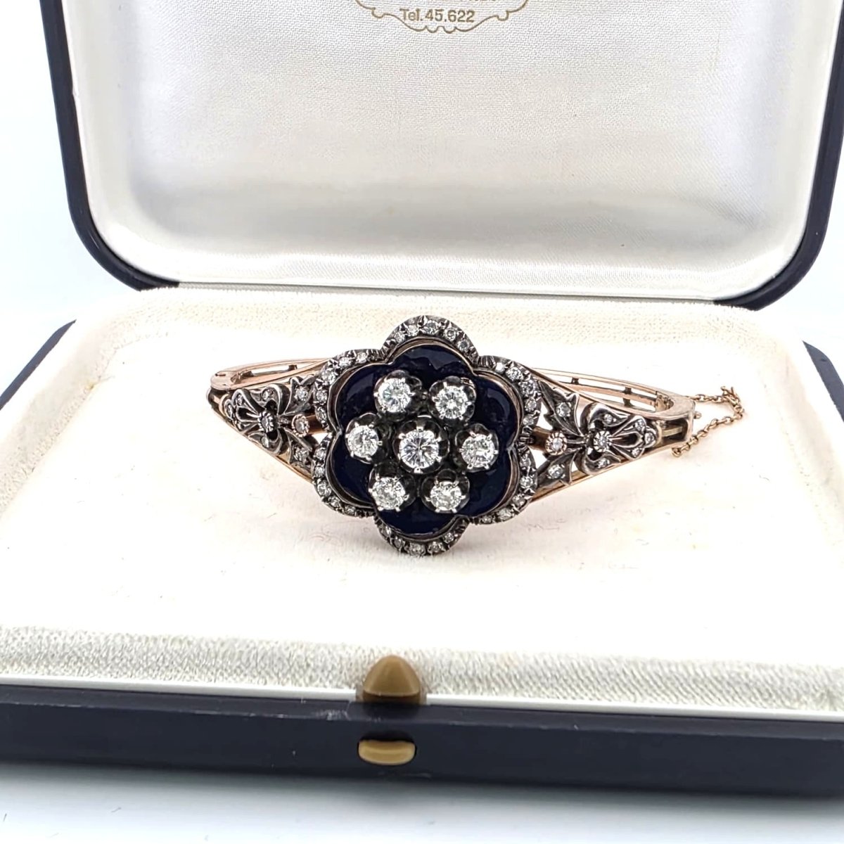 Bague en or jaune, argent, émail et diamants - Castafiore