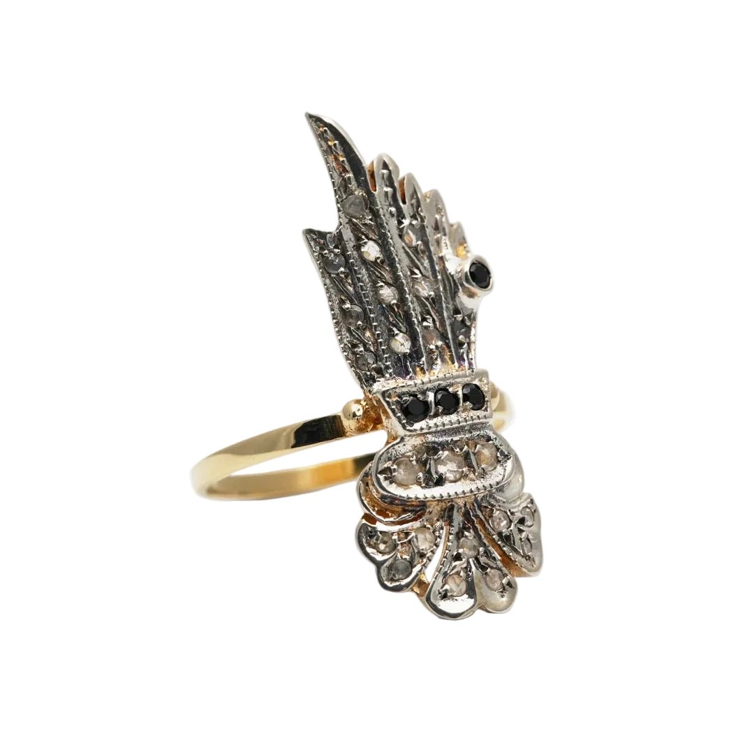 Bague en or jaune, argent, saphirs et diamants - Castafiore
