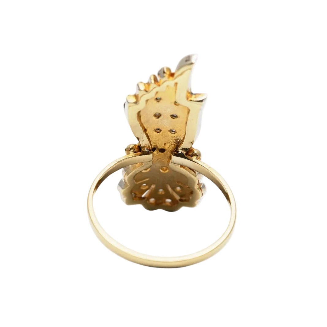 Bague en or jaune, argent, saphirs et diamants - Castafiore