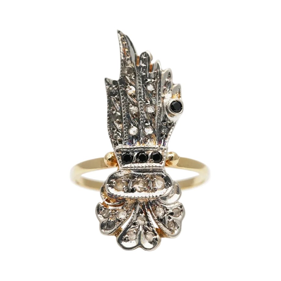 Bague en or jaune, argent, saphirs et diamants - Castafiore