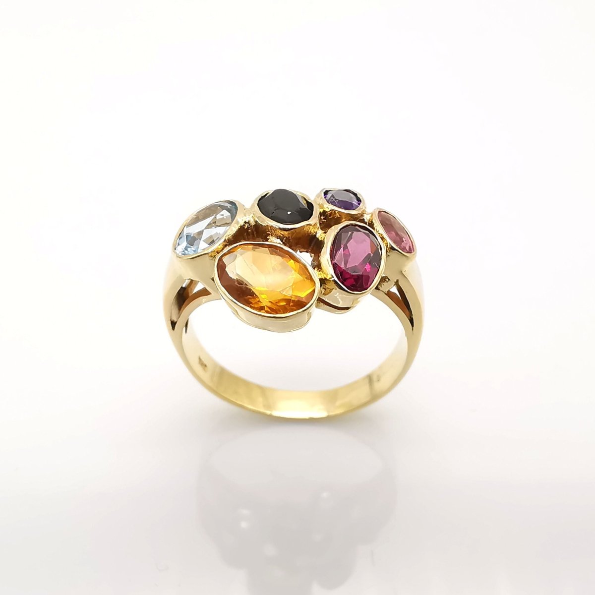 Bague en or jaune, citrine, aigue marine, péridot, grenat, améthyste et tourmaline - Castafiore