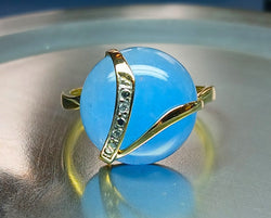 Bague en or jaune, diamants et jade lavandin - Castafiore