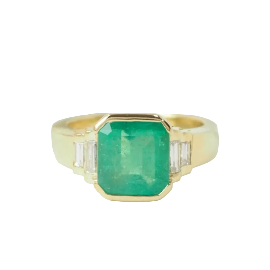 Bague en or jaune, émeraude et diamants - Castafiore