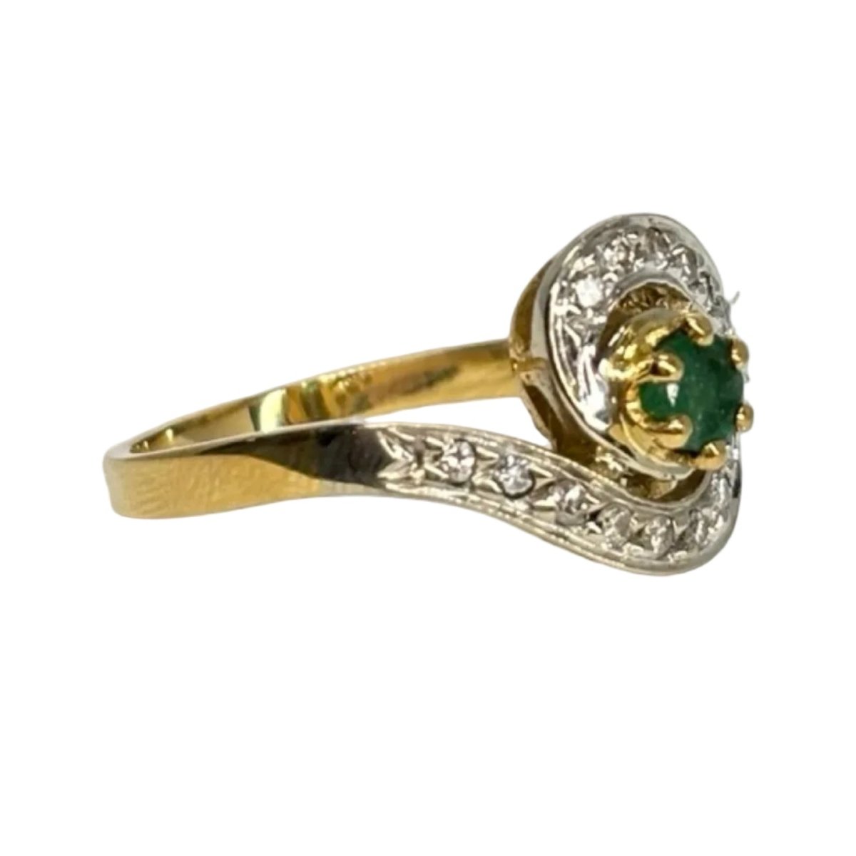 Bague en or jaune, émeraude, et diamants - Castafiore