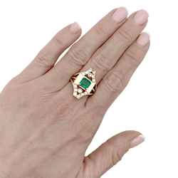 Bague en or jaune, émeraude et diamants - Castafiore