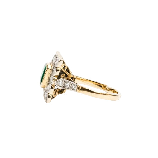 Bague en or jaune émeraude et diamants - Castafiore