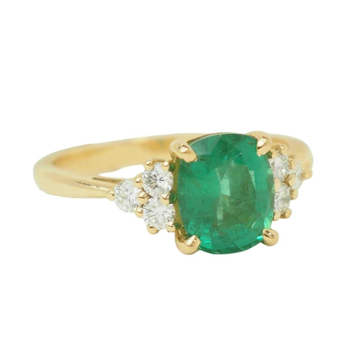 Bague en or jaune, émeraude et diamants - Castafiore