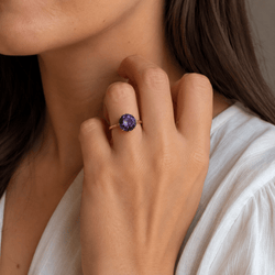 Bague en or jaune et améthyste - Castafiore