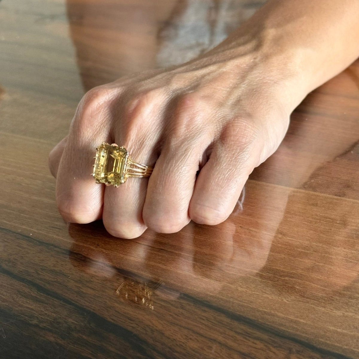 Bague en or jaune et citrine - Castafiore