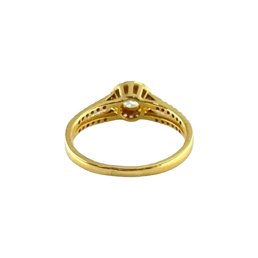 Bague en or jaune et diamants - Castafiore