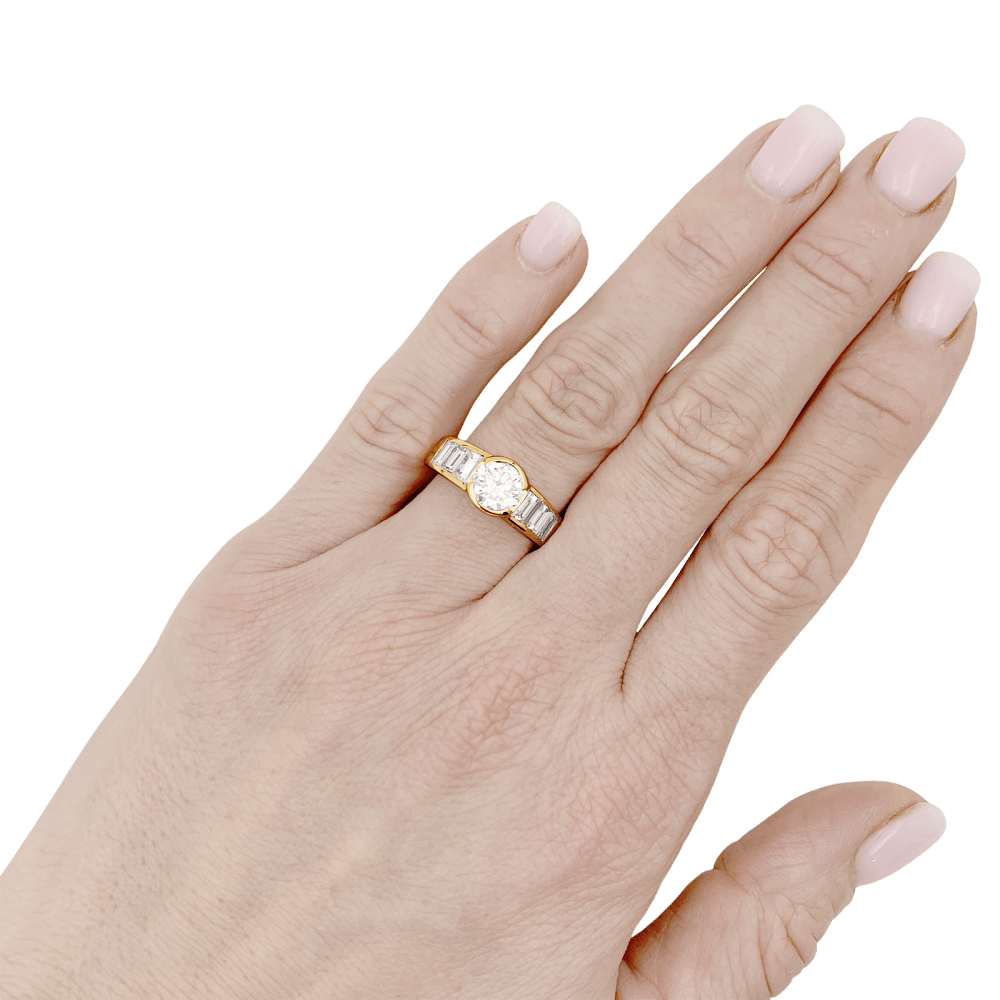 Bague en or jaune et diamants - Castafiore