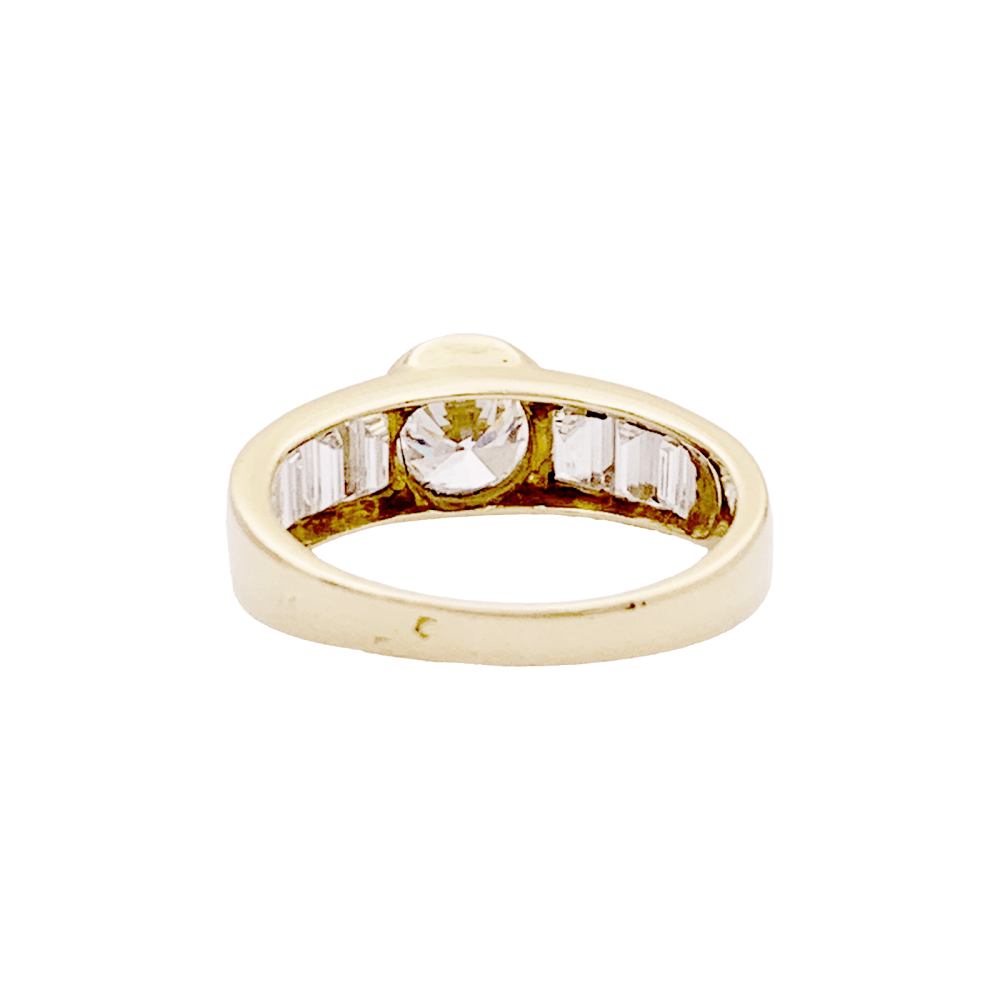 Bague en or jaune et diamants - Castafiore