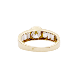 Bague en or jaune et diamants - Castafiore