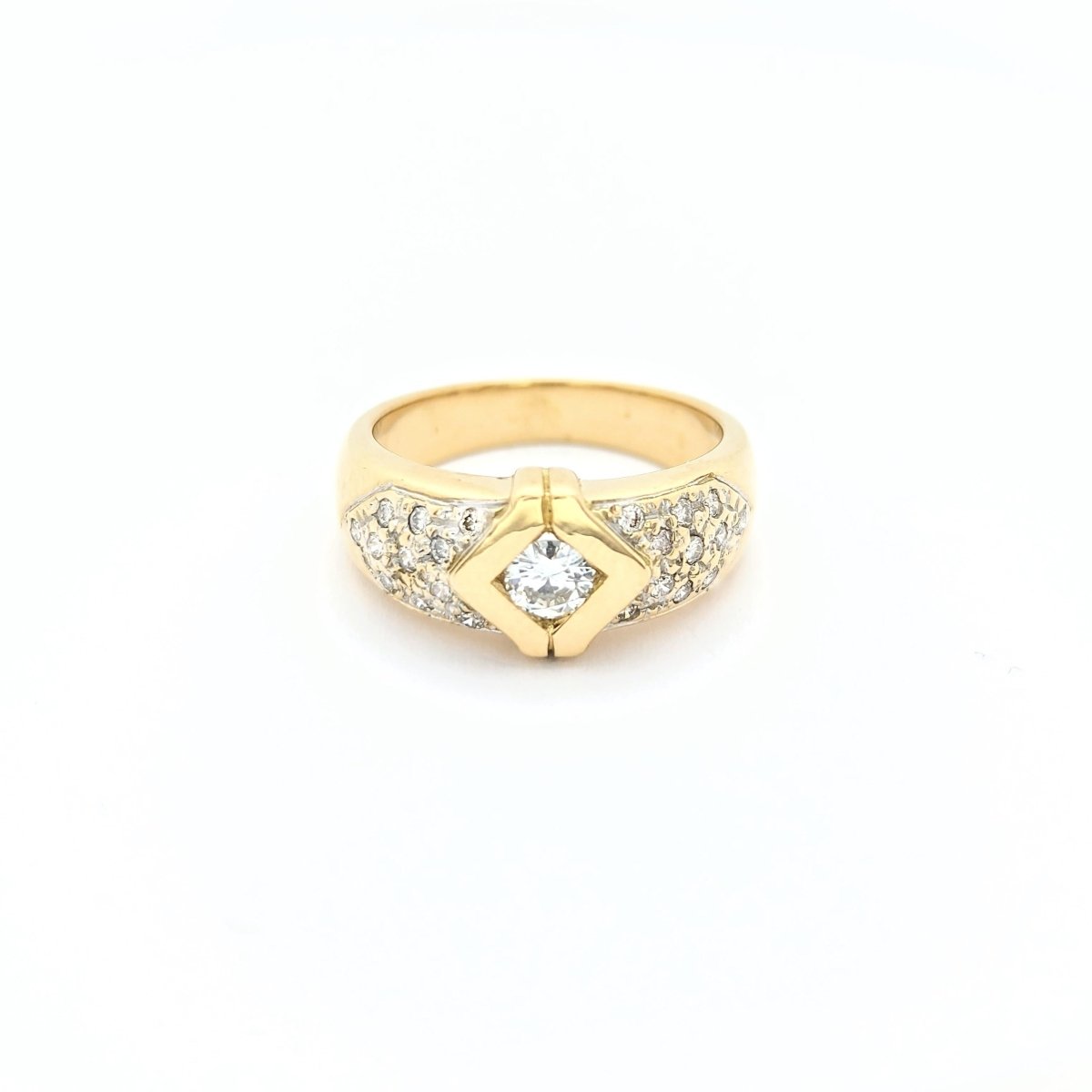 Bague en or jaune et diamants - Castafiore