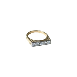 Bague en or jaune et diamants - Castafiore