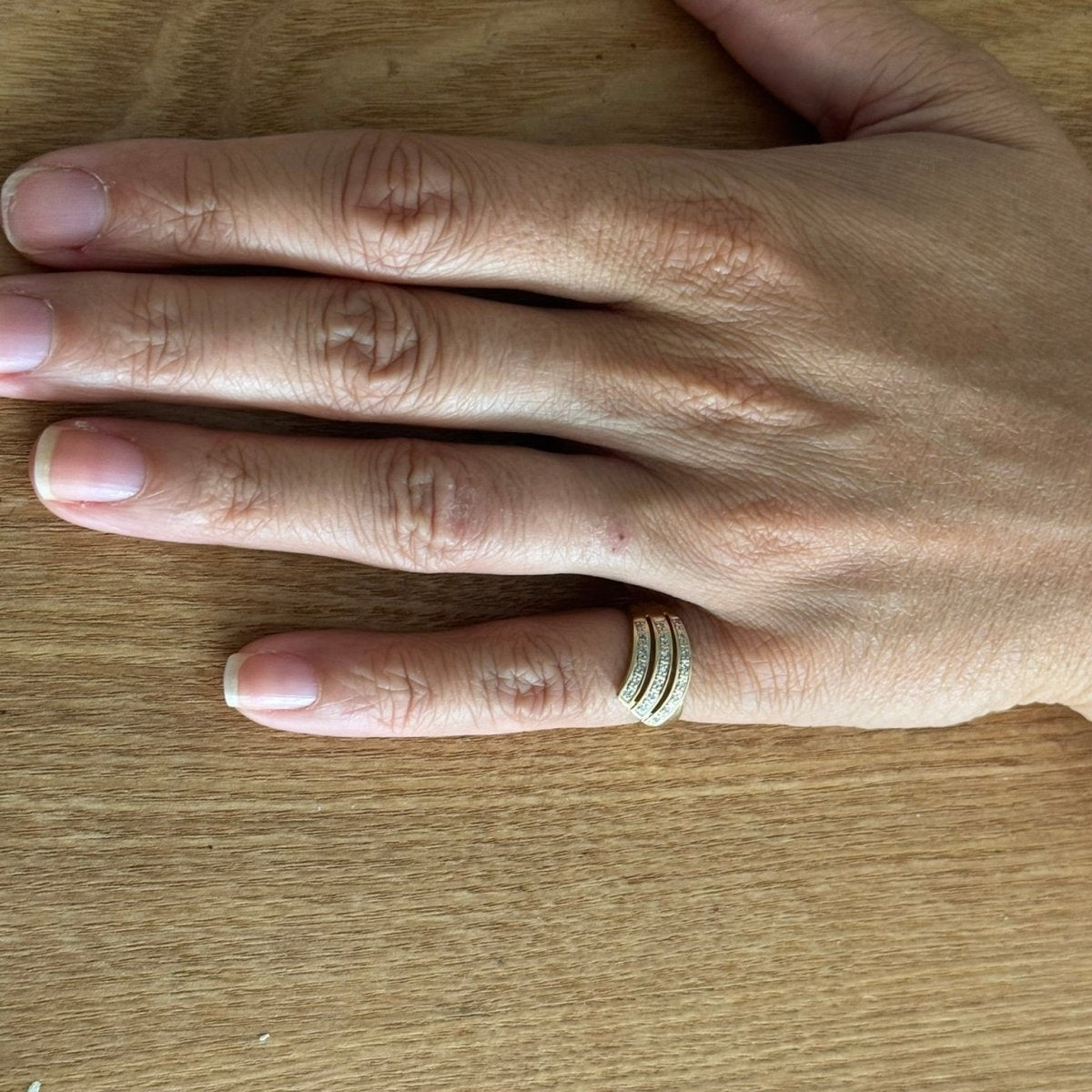 Bague en or jaune et diamants - Castafiore