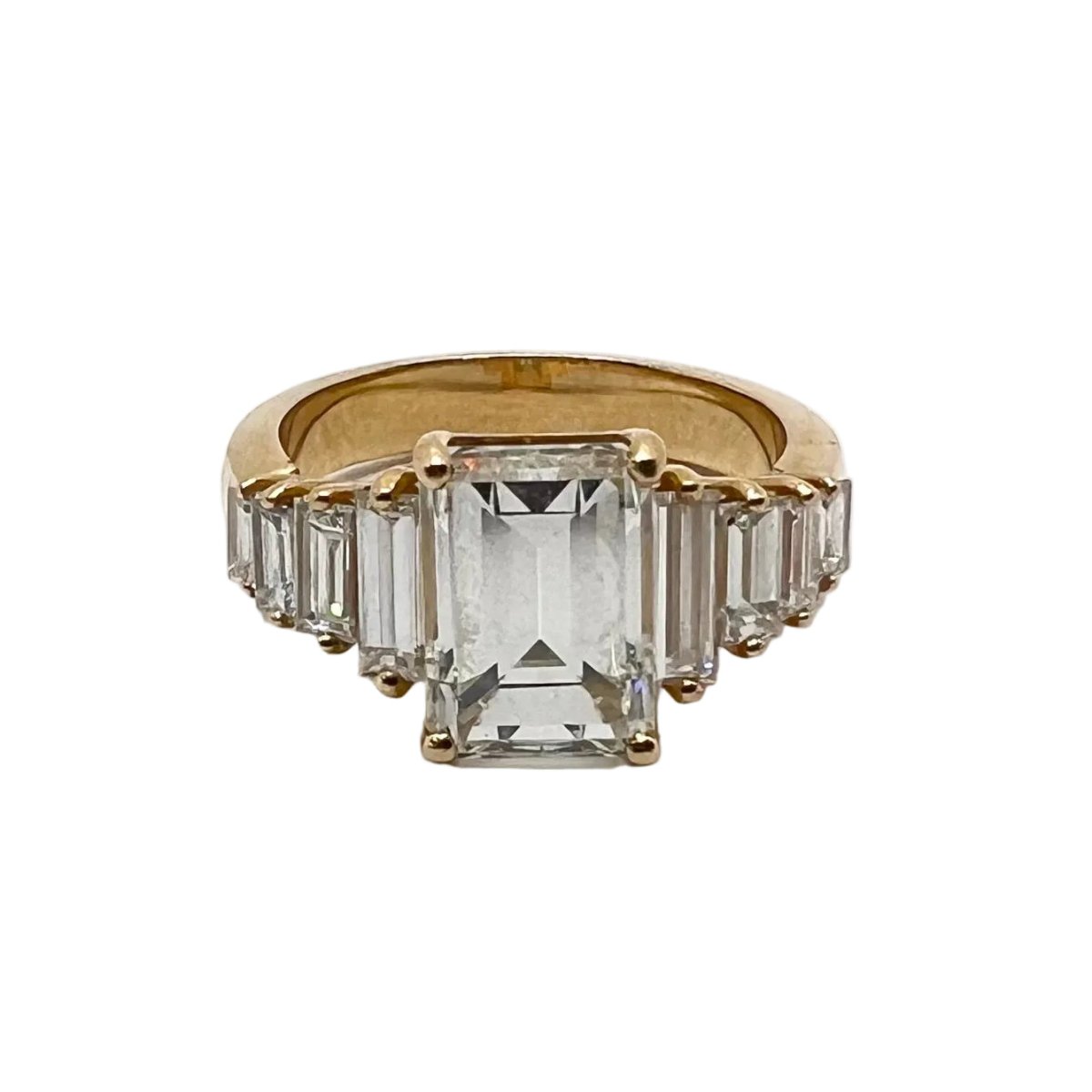 Bague en or jaune et diamants - Castafiore
