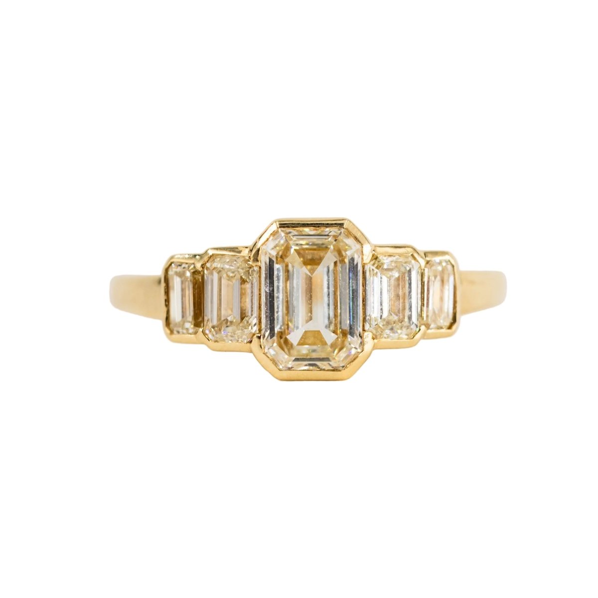 Bague en or jaune et diamants - Castafiore
