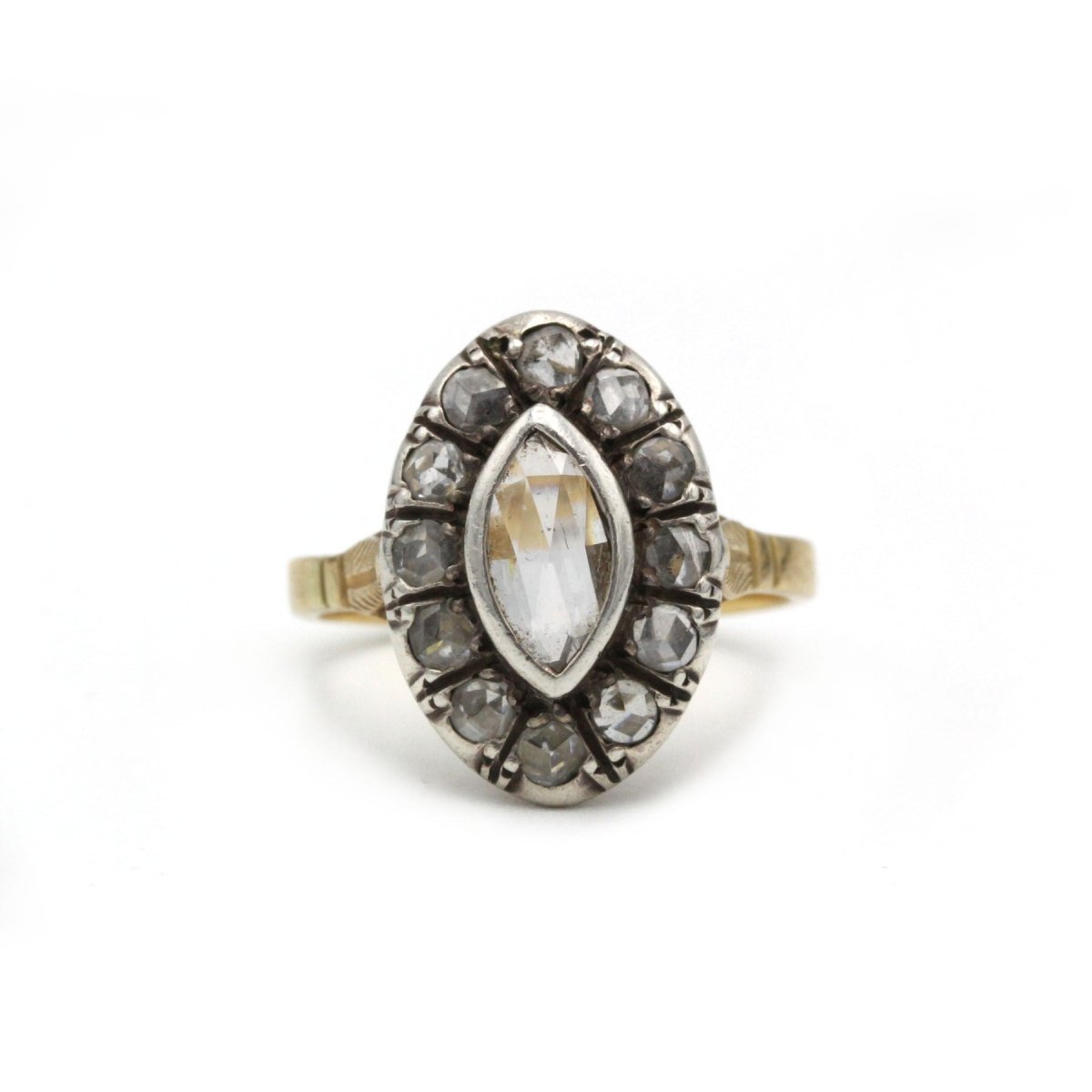 Bague en or jaune et diamants - Castafiore