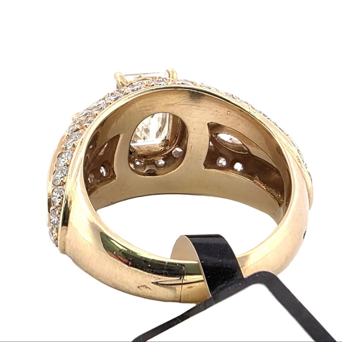Bague en or jaune et diamants - Castafiore